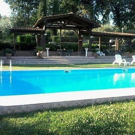Agriturismo Borgo Nuovo Sant'Agata Dei Goti Hotel Migliara-San Silvestro Exterior photo