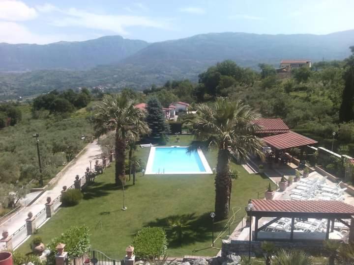 Agriturismo Borgo Nuovo Sant'Agata Dei Goti Hotel Migliara-San Silvestro Exterior photo